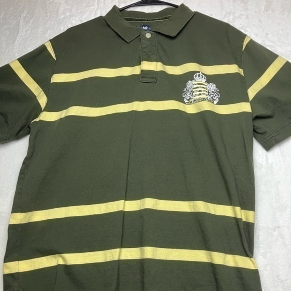 No Boundaries Polo Men’s size Large 42/44 Green w/ Yellow stripes